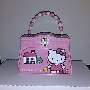 Hello Kitty tin purse
